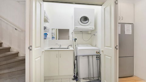 GOUGER 265 - Accommodation Perth 18