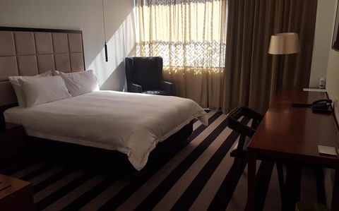 Ellen Hotel - Accommodation Perth 4
