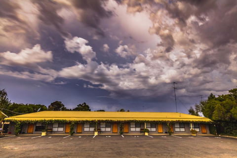 Country Roads Motor Inn Naracoorte - Accommodation Perth 40