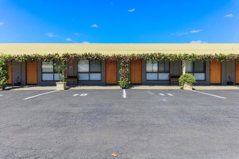 Country Roads Motor Inn Naracoorte - Accommodation Perth 29
