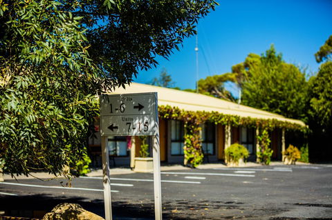 Country Roads Motor Inn Naracoorte - Accommodation Perth 20