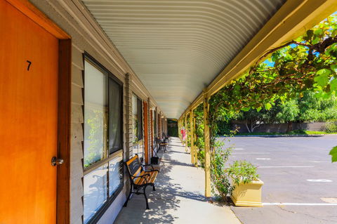 Country Roads Motor Inn Naracoorte - Accommodation Perth 27