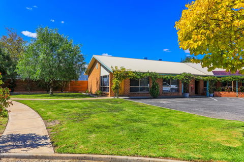 Country Roads Motor Inn Naracoorte - Accommodation Perth 13