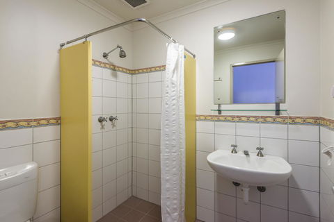YHA Adelaide Central - Accommodation Perth 40