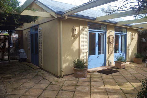 Athelney Cottage Bed And Breakfast - Perth Resorts 1