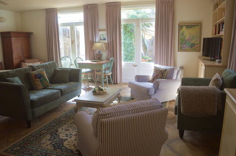 Athelney Cottage Bed And Breakfast - Perth Resorts 21