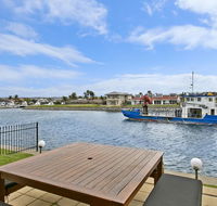 Salt Waterfront Apartment - Accommodation Perth