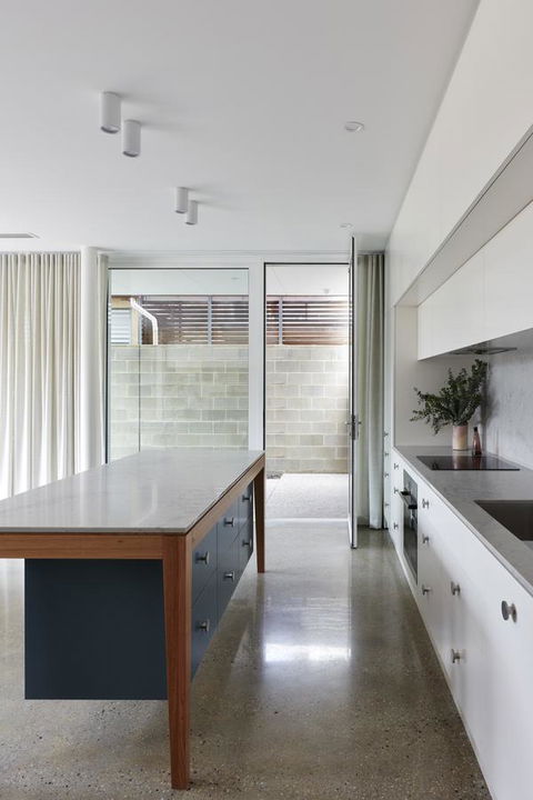 Swainson On Castle - Accommodation Perth 7