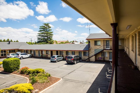 Lilac City Motor Inn & Steakhouse - Perth Resorts 23