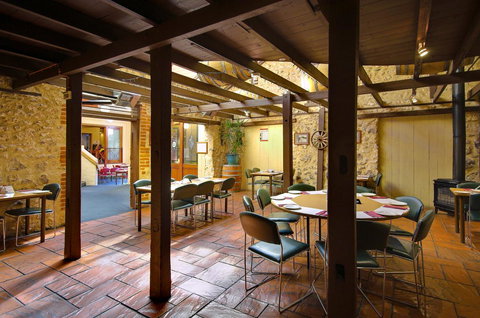 Victoria Hotel Strathalbyn - Perth Resorts 12