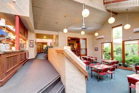 Victoria Hotel Strathalbyn - Perth Resorts 2