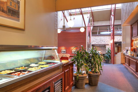 Victoria Hotel Strathalbyn - Perth Resorts 4