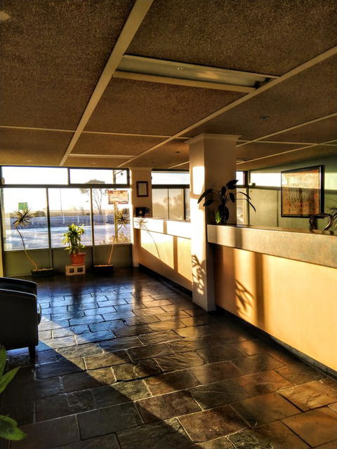 Highway One Motel - Perth Resorts 0