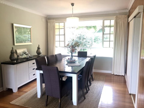 Stunning House With Beautiful Entertainment Area!! - Perth Resorts 6