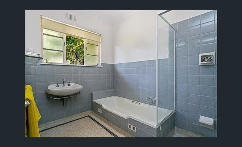 Stunning House With Beautiful Entertainment Area!! - Perth Resorts 11