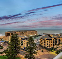 Glenelg Skyline Beachfront Penthouse Adelaide - Perth Resorts