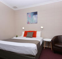 Motel Poinsettia - Accommodation Perth