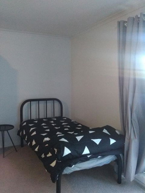 Hilltop Escape - Accommodation Perth 13