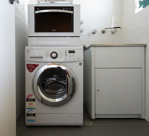 Aurora Holiday Apartment @West Beach - Accommodation Perth 25