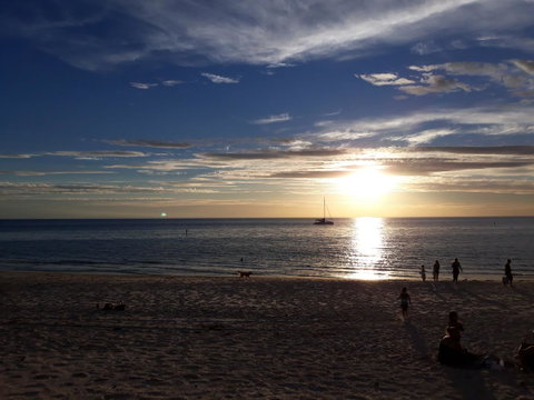 Aurora Holiday Apartment @West Beach - Accommodation Perth 16