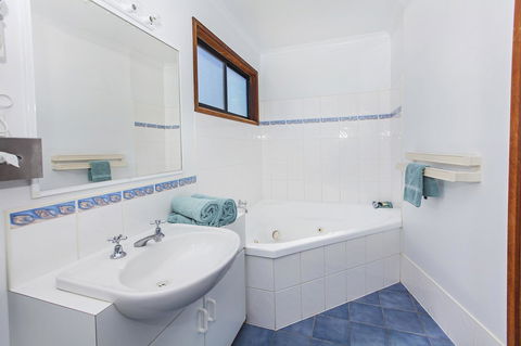 Echo Holiday Parks - Naracoorte - Accommodation Perth 30