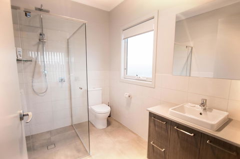 Wellington Lake Retreat - Perth Resorts 16