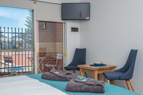 Jurien Bay Motel Apartments - Accommodation Perth 8