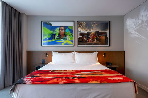 The Adnate Perth - Art Series - Accommodation Perth 16