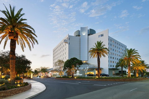 Crown Promenade Perth - Accommodation Perth 0