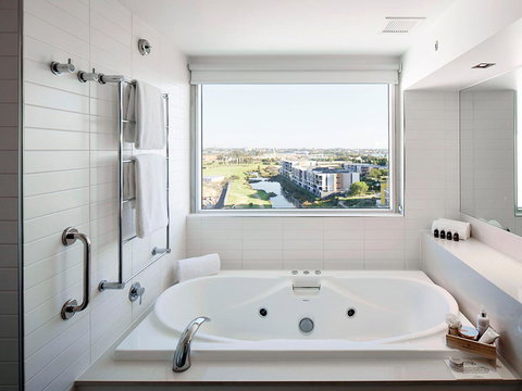 Crown Promenade Perth - Accommodation Perth 3