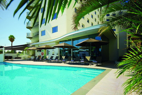 Crown Promenade Perth - Accommodation Perth 7