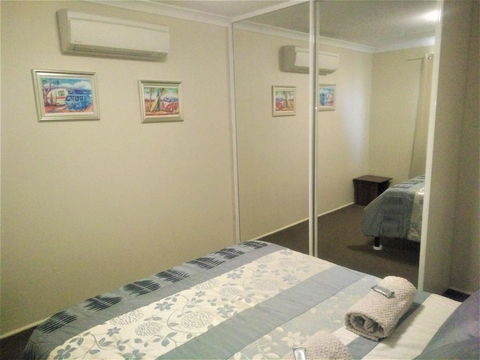 Kanga Cottage - Perth Resorts 12