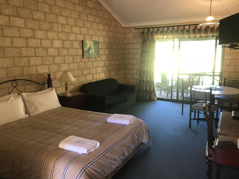 Karri Forest Motel - Accommodation Perth 23