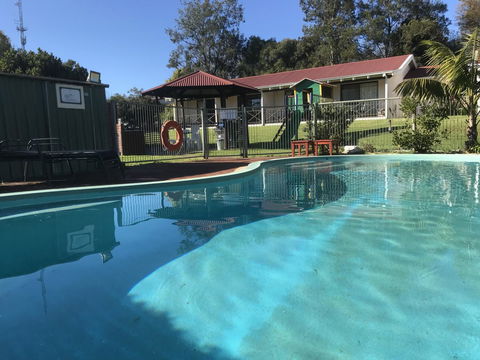 Karri Forest Motel - Accommodation Perth 1