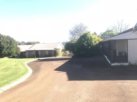 Karri Forest Motel - Accommodation Perth 19