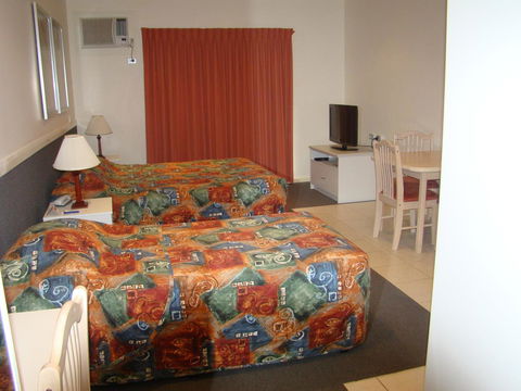 Dunsborough Central Motel - Accommodation Perth 17
