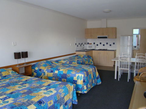 Dunsborough Central Motel - Accommodation Perth 34