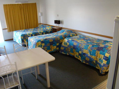 Dunsborough Central Motel - Accommodation Perth 35