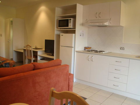 Dunsborough Central Motel - Accommodation Perth 32