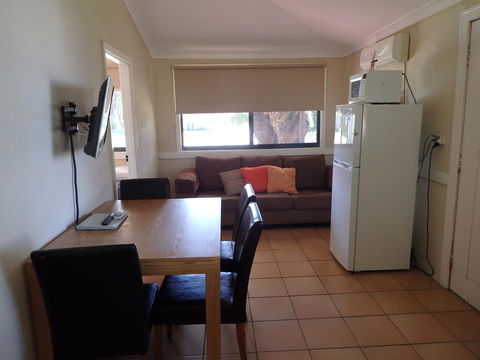 Lazy Lobster Holiday Units & Chalets - Accommodation Perth 3