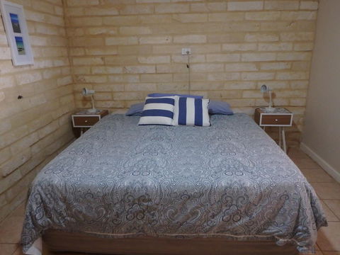Lazy Lobster Holiday Units & Chalets - Accommodation Perth 11