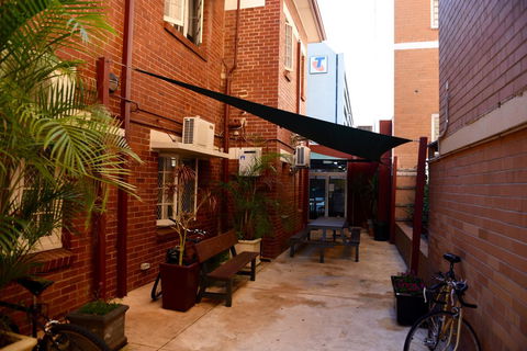 The Emperors Crown Hostel - Accommodation Perth 10