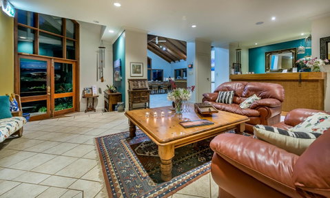 Chimes Spa Retreat - Accommodation Perth 4