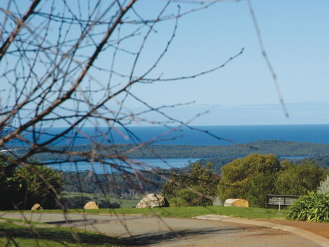Chimes Spa Retreat - Accommodation Perth 28
