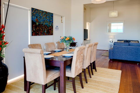 Cottesloe Beach House I - Accommodation Perth 7