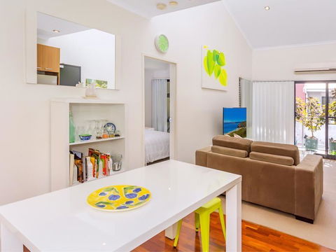Home Apartment - Perth City Centre - Free WiFi - Accommodation Perth 6