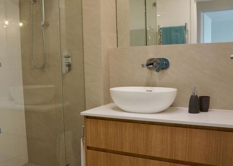Cottesloe Beachfront Ocean View Apartment - Accommodation Perth 17