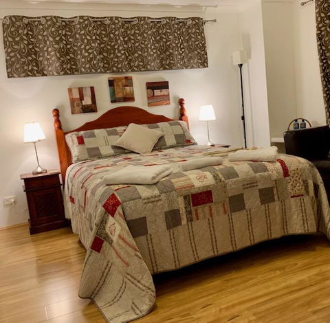 Ascot Comfort - Accommodation Perth 0