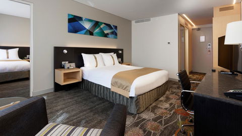 Holiday Inn Perth City Centre, An IHG Hotel - Accommodation Perth 21