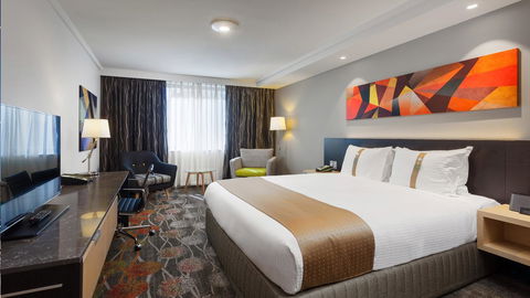 Holiday Inn Perth City Centre, An IHG Hotel - Accommodation Perth 1